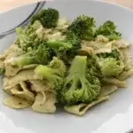 Brokkolisuppe – Einfach günstig, schnell und köstlich