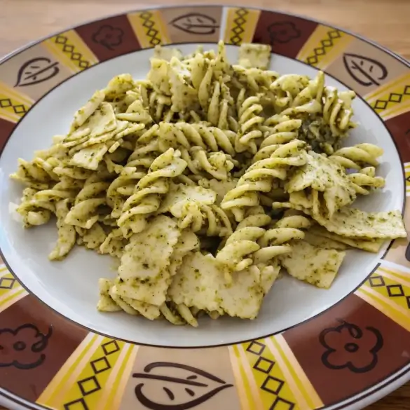 Nudeln mit Pesto